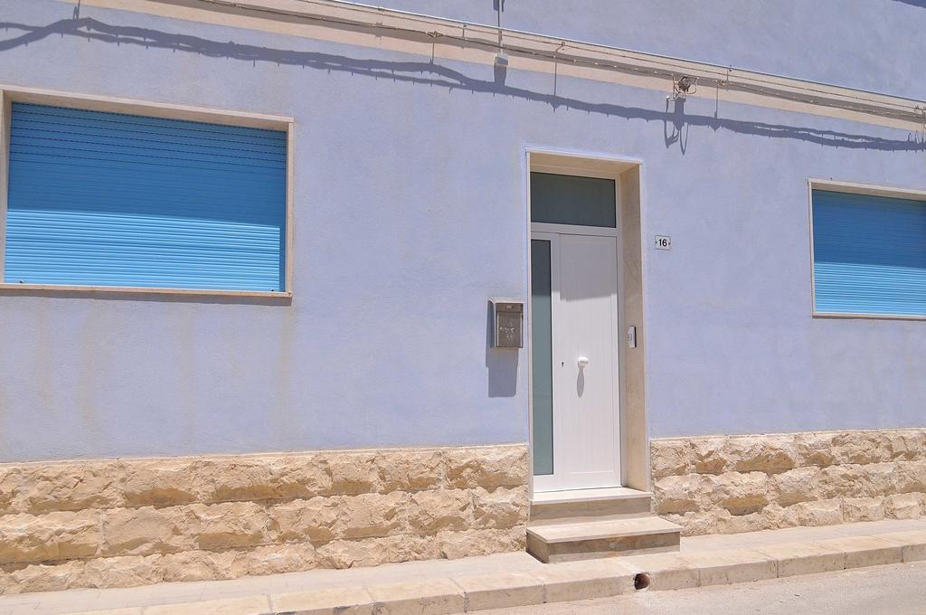 Delposto Marina Di Ragusa Marina di Ragusa Exterior foto